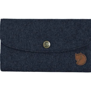 Norrvåge Travel Wallet